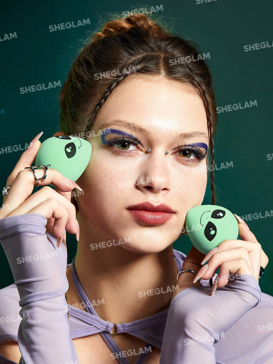SHEGLAM INTERSTELLAR BEAUTY SPONGE