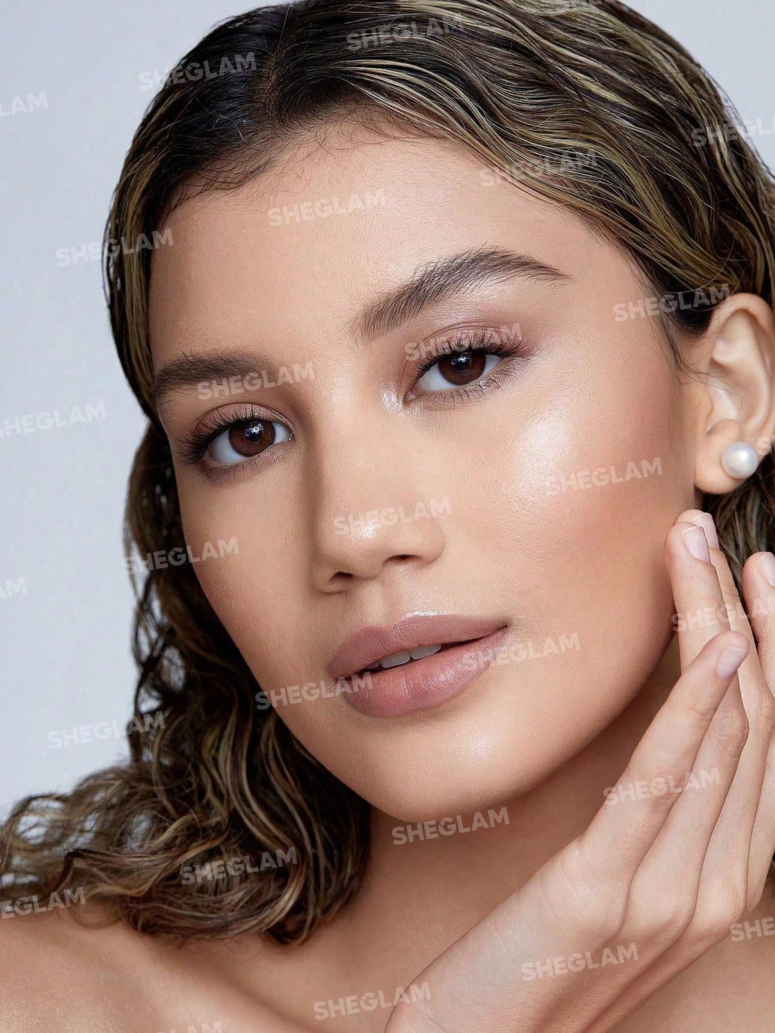 SHEGLAM Snatch 'n' Glow Stick 7g