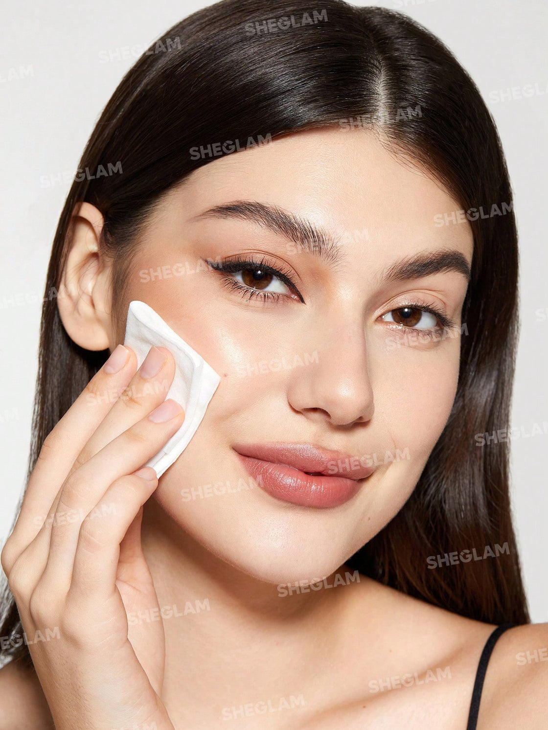 SHEGLAM CLEAR AWAY EYE & LIP MAKEUP REMOVER - PINK - 80ML