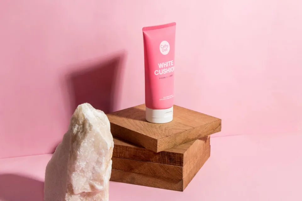 Cathy Doll White  Cushion Facial Cleanser 120ml