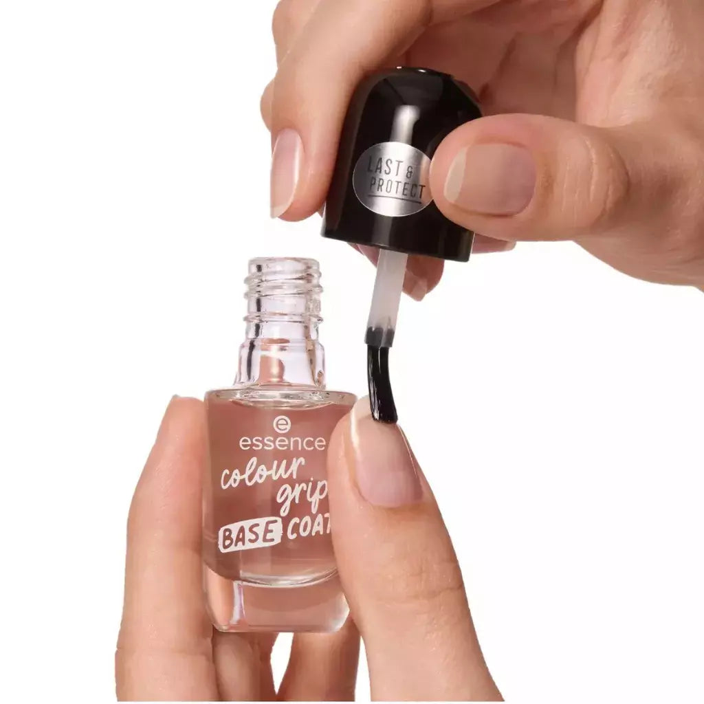 ESSENCE COLOUR GRIP BASE COAT