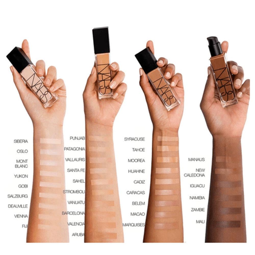 Nars Natural Radiant Foundation-Meduim 4 Barcelona  30ml