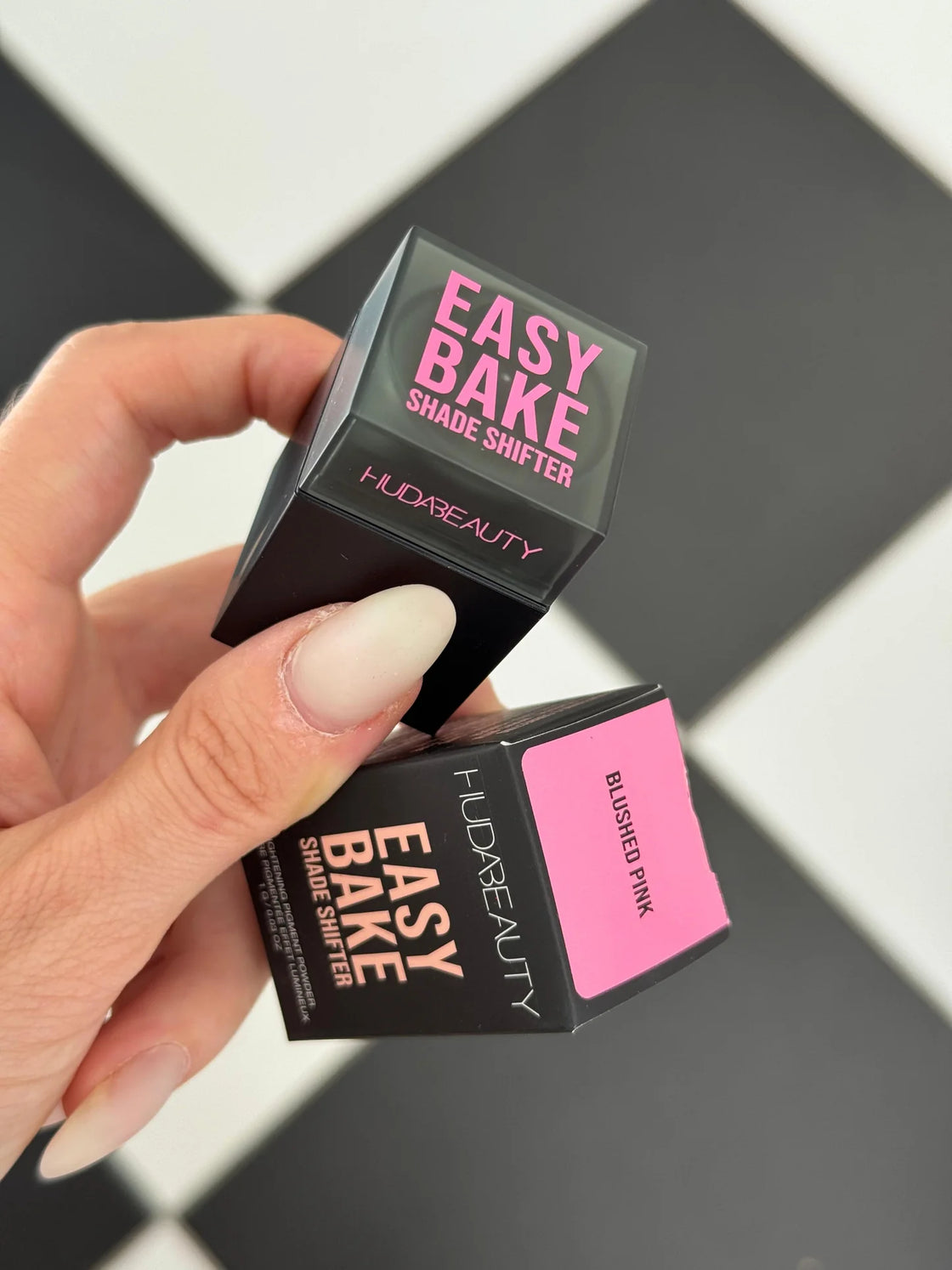 Huda Beauty Easy Bake Shade Shifter - blushed pink 1 g