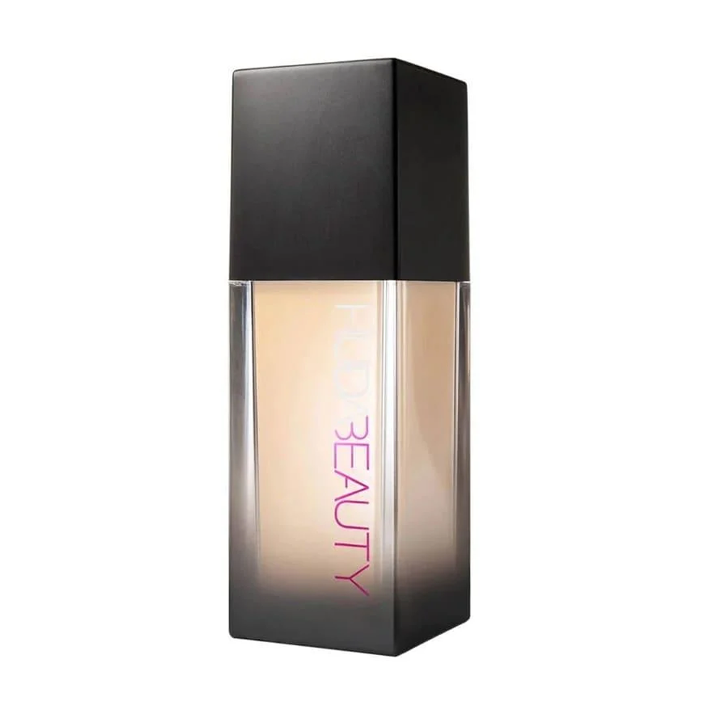 Huda Beauty Liquid Foundation  Panna Cotta 130G 35ml